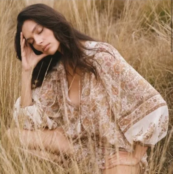 Spell and the Gypsy Collective Juniper Blouse, cream, XL, NWT - Picture 2 of 12